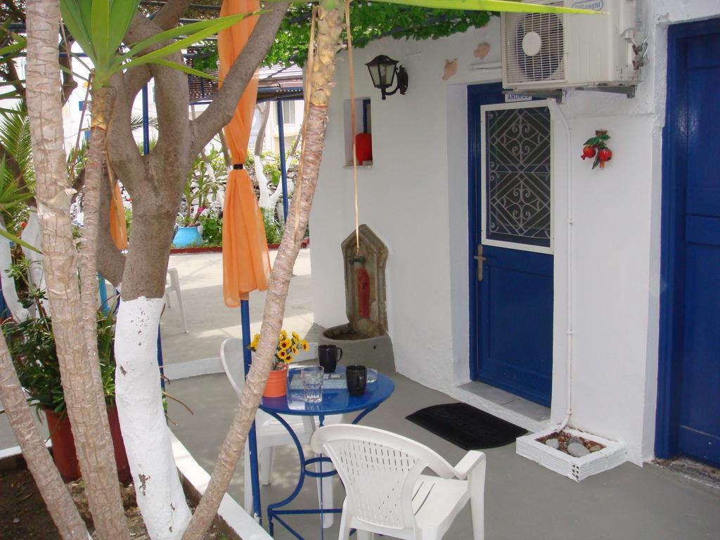 Boussetil Capanmat Aparthotel Tínos